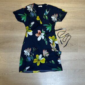 Aritzia Babaton Wallace Wrap Dress in Navy Floral